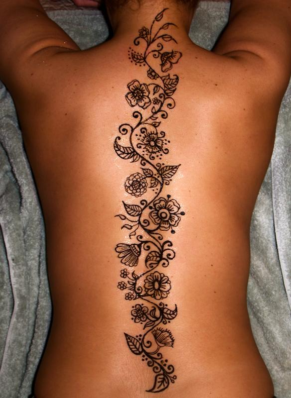 spine-henna-tattoo-design-for-girls