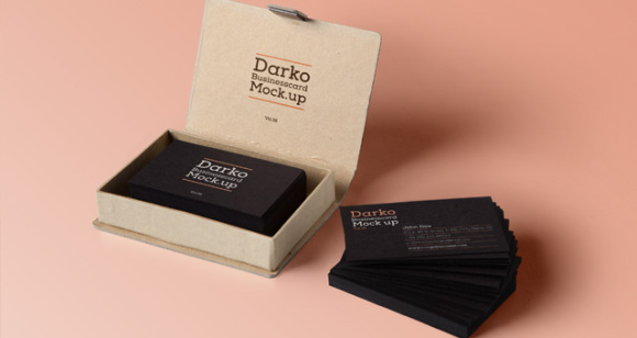free_business_card_mock_up_04